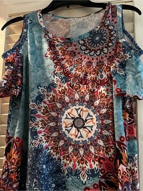 Boho Cold-Shoulder Floral Medallion dress - Teal Multi